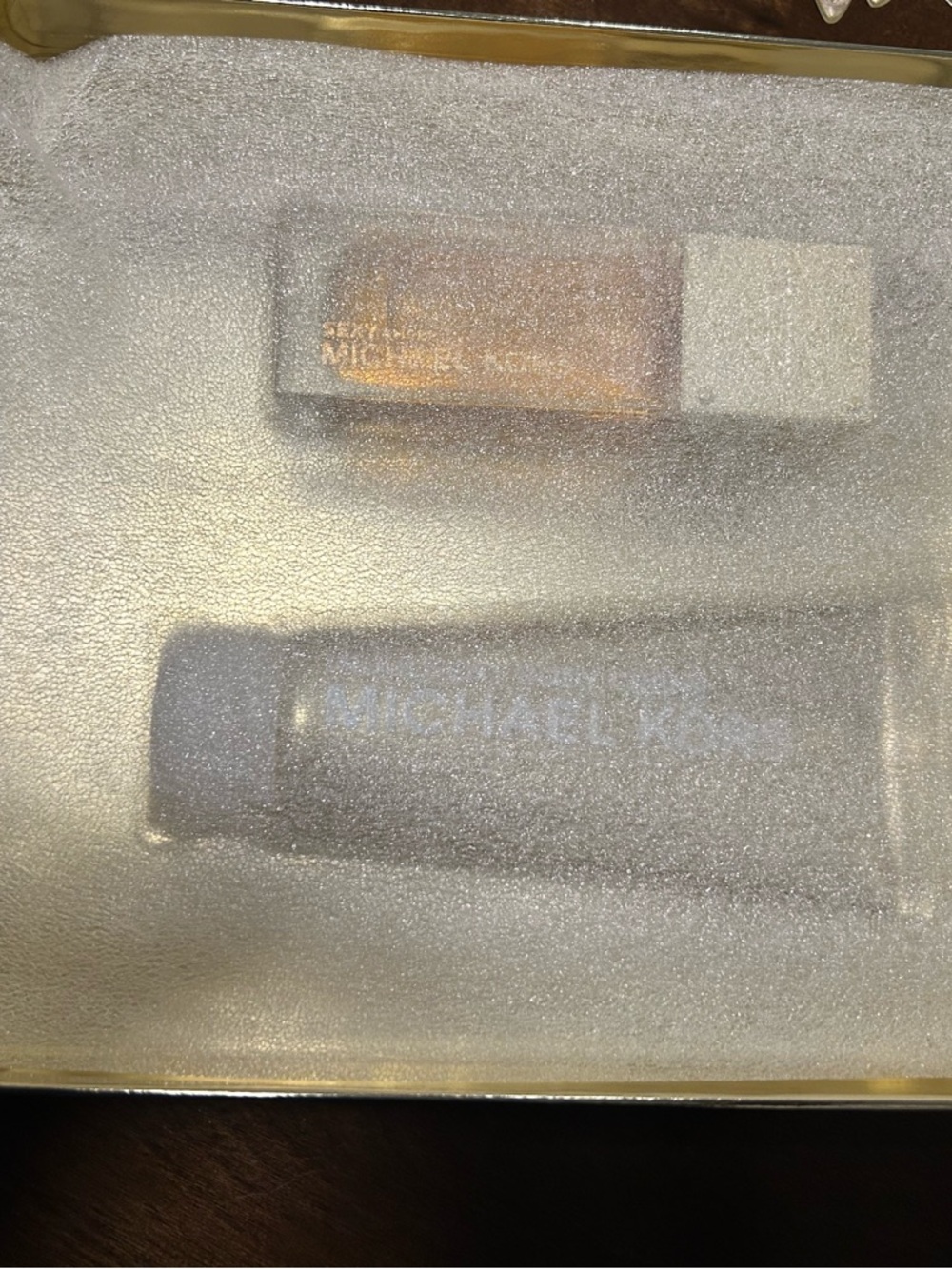 Michael Kors Gold and White Fragrance Box - Picture 4 of 4